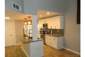 410 SE 7th St, Dania Beach, FL 33004, Sold 11/21/19