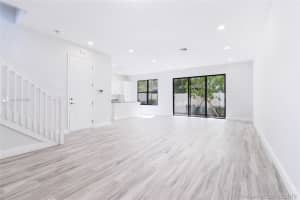 20916 NW 1st Dr, Pembroke Pines, FL 33029, Sold 01/15/20