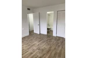 8075 NW 7th St, Miami, FL 33126, Sold 04/24/20