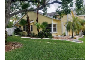 1140 SW 110th Terrace, Davie, FL 33324, Sold 02/25/20