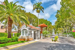 633 Bedford Ave, Weston, FL 33326, Sold 12/11/19