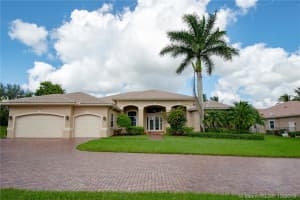 15379 SW 33rd St, Davie, FL 33331, Sold 12/22/20