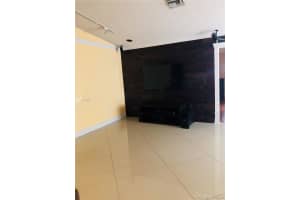 18825 NW 82nd Ct, Hialeah, FL 33015, Sold 12/27/19