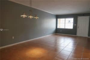 15862 SW 71st St, Miami, FL 33193, Sold 03/17/20