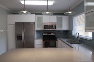 15862 SW 71st St, Miami, FL 33193, Sold 03/17/20