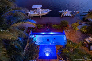 324 Woods Ave, Tavernier, FL 33070, Sold 01/15/20