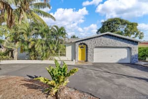 1733 SW 5th Pl, Fort Lauderdale, FL 33312, Sold 05/27/20