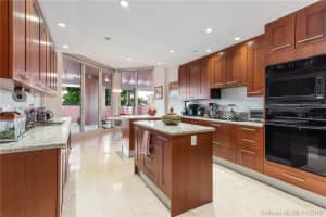 60 Edgewater Dr #3e, Coral Gables, FL 33133, Sold 07/31/20