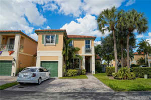 8301 NW 144th St, Hialeah, FL 33016, Sold 02/07/20
