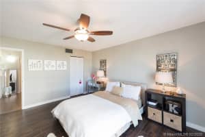 7928 West Dr, North Bay Village, FL 33141, Sold 03/11/20