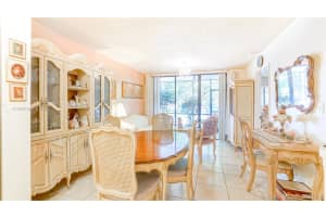 15575 Miami Lakeway N, Miami Lakes, FL 33014, Sold 01/02/20