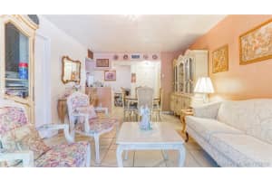 15575 Miami Lakeway N, Miami Lakes, FL 33014, Sold 01/02/20