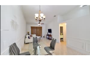 19147 NW 67th Pl, Hialeah, FL 33015, Sold 11/26/19