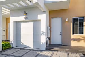10251 NW 72nd Ter, Doral, FL 33178, Sold 12/11/19
