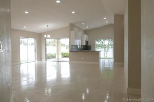 19930 NW 83rd Ave, Hialeah, FL 33015, Sold 12/27/19