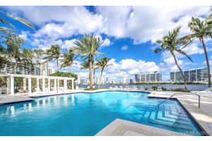 3125 NE 184th St, North Miami Beach, FL 33160, Sold 09/29/20