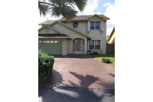18638 NW 77th Pl, Hialeah, FL 33015, Sold 08/28/20