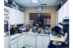 304 Palm Cir E, Pembroke Pines, FL 33025, Sold 02/03/20