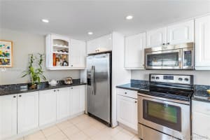 1020 Meridian Ave APT 313, Miami Beach, FL 33139, Sold 01/07/20