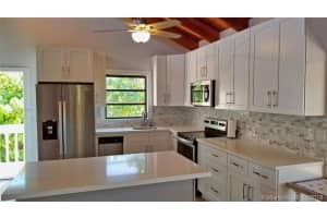 122 Gulfview Dr, Islamorada, FL 33036, Sold 06/18/20