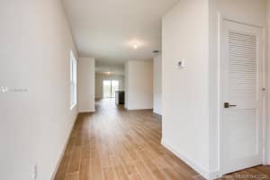 624 NE 5th Way, Florida City, FL 33034, Sold 08/27/20