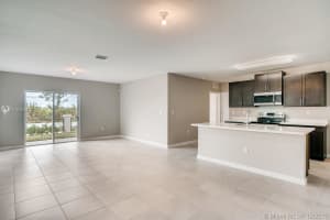 636 NE 5th Way, Florida City, FL 33034, Sold 05/15/20