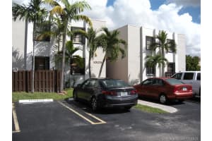 10125 NW 9th St Cir, Miami, FL 33172, Sold 12/24/19