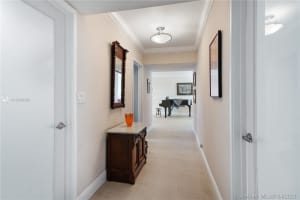 1541 Brickell Ave B604, Miami, FL 33129, Sold 06/16/21