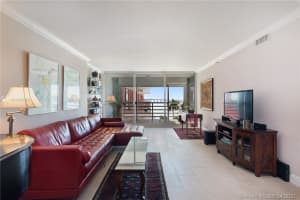 1541 Brickell Ave B604, Miami, FL 33129, Sold 06/16/21