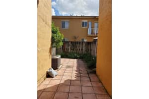 7241 NW 174th Terrace, Hialeah, FL 33015, Sold 10/02/20