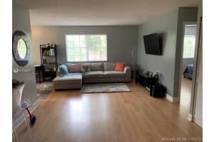 365 SW 86th Ave, Pembroke Pines, FL 33025, Sold 03/25/20