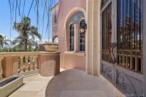 1025 NE Doubloon Dr, Stuart, FL 34996, Sold 03/26/20