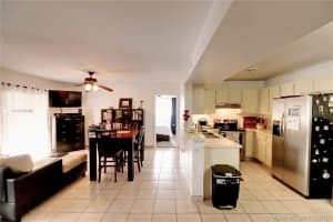 251 Palm Cir W, Pembroke Pines, FL 33025, Sold 01/06/20