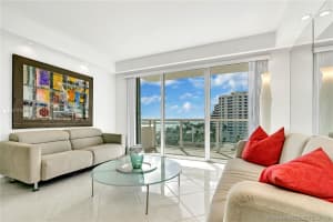 5333 Collins Ave, Miami Beach, FL 33140, Sold 05/17/21
