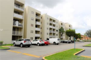 8185 NW 7th St, Miami, FL 33126, Sold 02/13/20