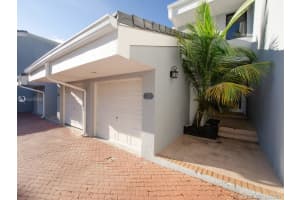 313 Poinciana Island Dr, Sunny Isles Beach, FL 33160, Sold 02/03/21