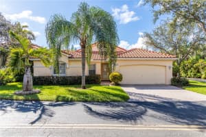 1546 E Lake Ct, Hollywood, FL 33020, Sold 12/31/19
