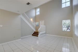 10200 NW 5th St, Pembroke Pines, FL 33026, Sold 01/31/20