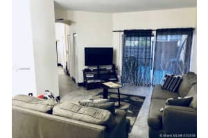 8270 NW 10th St, Miami, FL 33126, Sold 12/18/19