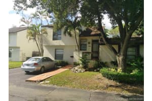 500 NW 98th Ct, Miami, FL 33172, Sold 09/28/20