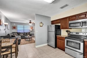 6888 NW 30th St, Sunrise, FL 33313, Sold 02/27/20