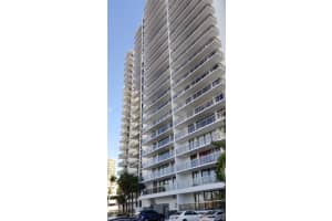 3701 N Country Club Dr, Aventura, FL 33180, Sold 12/18/20