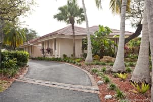 301 Isla Dorada Blvd, Coral Gables, FL 33143, Sold 01/31/20