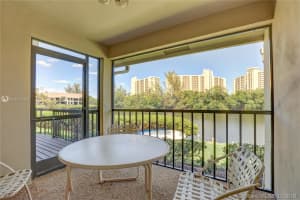 2005 Fairway Dr S, Jupiter, FL 33477, Sold 04/03/20