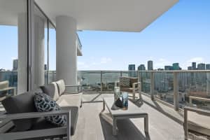 851 NE 1st Ave UNIT 4303, Miami, FL 33132, Sold 06/22/22