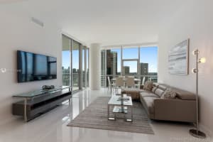 851 NE 1st Ave UNIT 4303, Miami, FL 33132, Sold 06/22/22