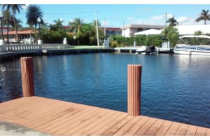 470 Paradise Isle Blvd, Hallandale Beach, FL 33009, Sold 03/13/20