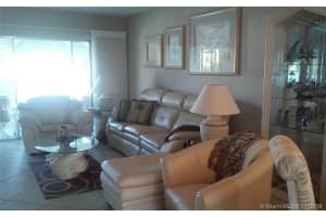 470 Paradise Isle Blvd, Hallandale Beach, FL 33009, Sold 03/13/20