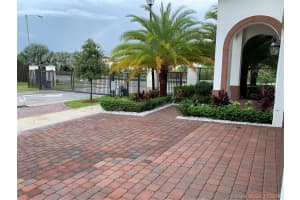 10204 NW 86th St, Doral, FL 33178, Sold 07/20/21