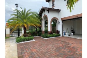 10204 NW 86th St, Doral, FL 33178, Sold 07/20/21